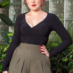 Pinup Couture Gia Top in Black
